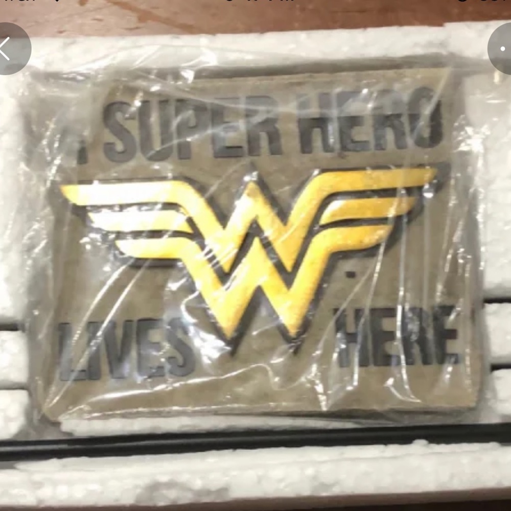 NIB-Spoontiques 21222 Wonder Woman Garden Stake - Picture 5 of 10
